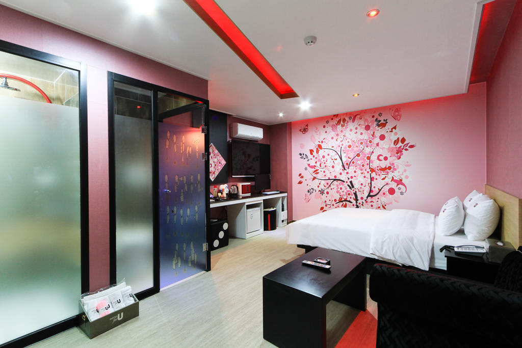 Haeundae Foru Hotel Busan Room photo
